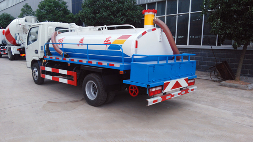 東風多利卡吸糞車 高性價比選擇與市場行情解析